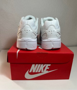 Nike P6000 talla 38 blancas