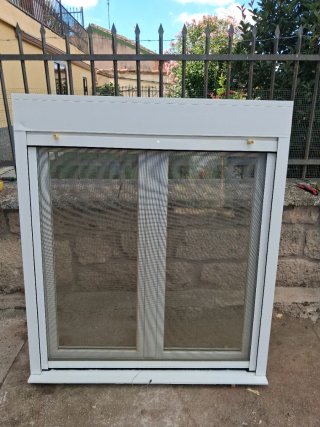 Ventana Aluminio Blanco Persiana y Mosquitera