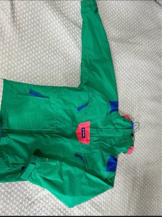 Chaqueta Columbia verde y rosa sin usar