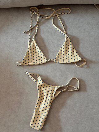Bikini lunares amarillo