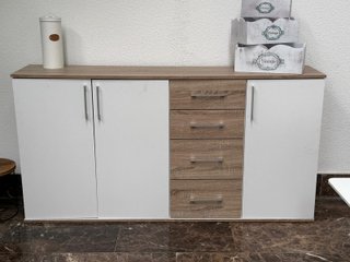 Liquidacion Aparador de salon 3 puertas 4 cajones