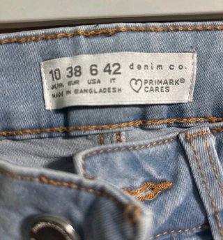 Pantalón vaquero Primark azul claro