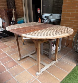 Mesa de jardín extensible de madera