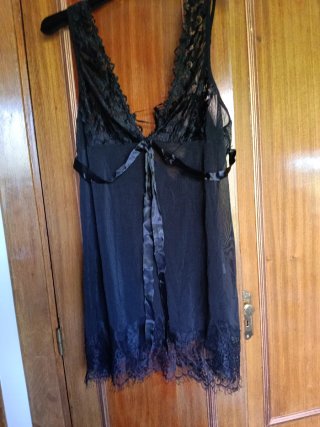 Camisón elegante encaje y lazada seda