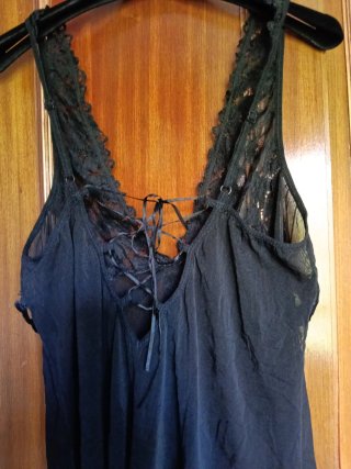 Camisón elegante encaje y lazada seda