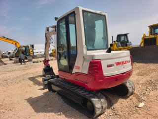 Mini Excavadora Takeuchi TB250
