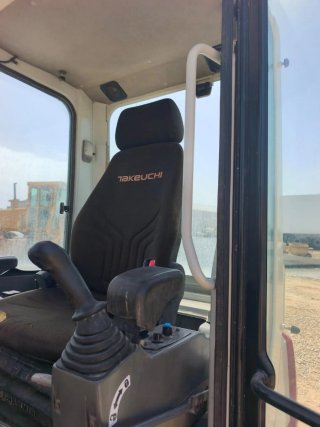 Mini Excavadora Takeuchi TB250