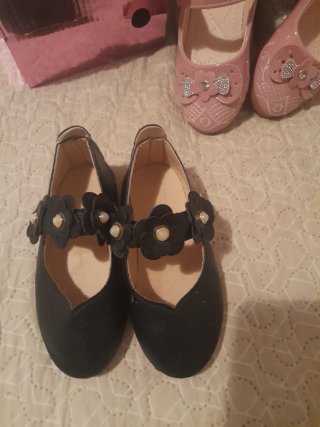 Zapatos niña negros charol lazo talla 26