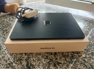 Macbook Air M2 2022 (97%)