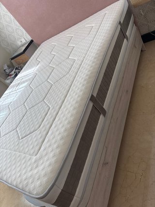 200x150 Colchón VITALZZZ Spring Box – Buen estado
