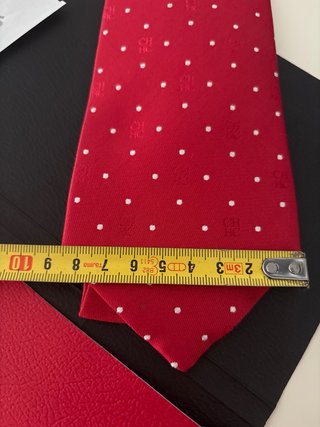 Corbata Carolina Herrera Roja