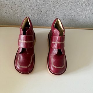 Botas niño/a piel burdeos velcro