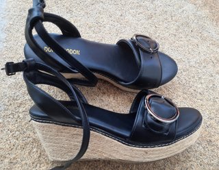 Sandalias cuña Don Algodón Negras T40