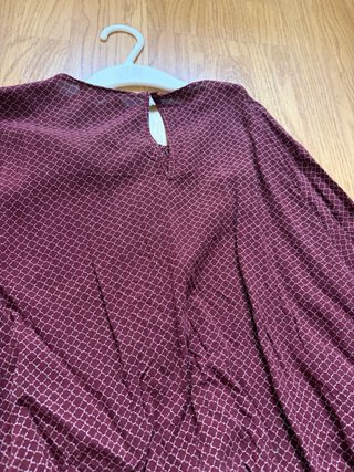 Blusa estampada burdeos manga larga