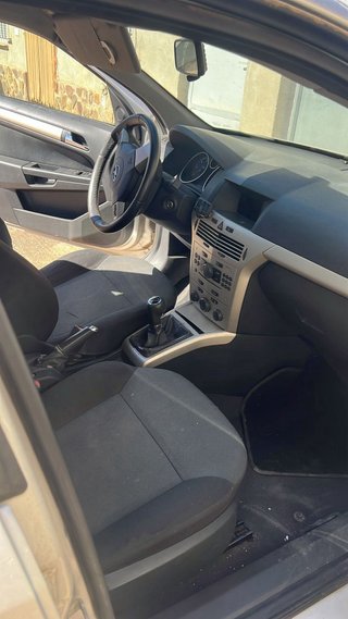 Opel Astra 2007