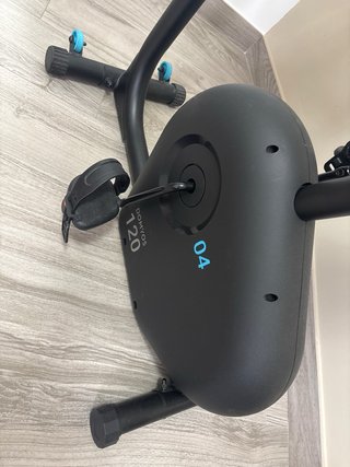 Bicicleta estática con soporte portátil