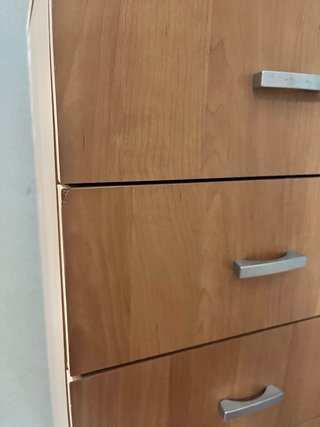 Armario de madera con 6 cajones