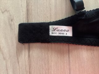 Sujetador encaje negro y rosa 85