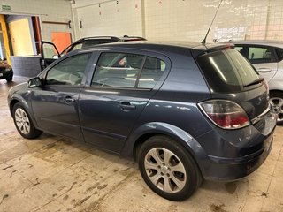 Opel Astra 2009