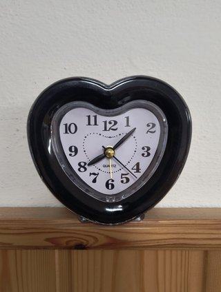 Sveglia a forma di cuore con suoneria