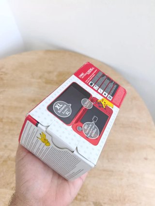 Nintendo 2DS XL Poké Ball Edition
