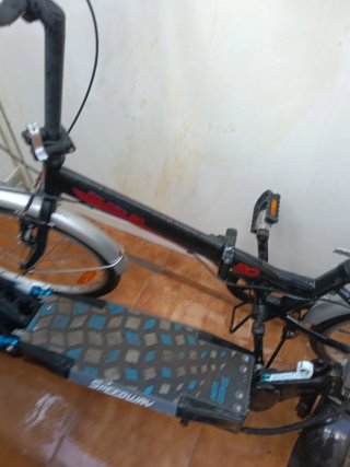 Patinete smartGyro para puesta a punto