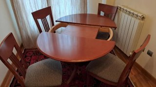 Mesa extensible madera + 4 sillas comedor