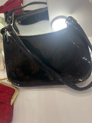 Lote de 3 bolsos: negro, blanco y rojo CADA UNO 6€
