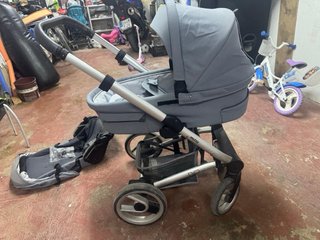 Carro de bebé Mutsy gris