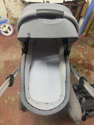 Carro de bebé Mutsy gris