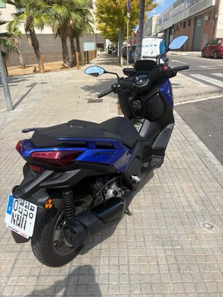 Yamaha XMAX 300 Maxi Scooter