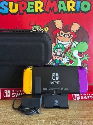 Nintendo Switch Morado y Amarillo + mario party