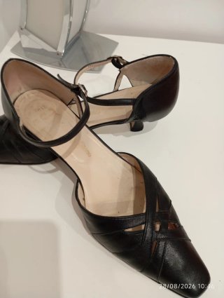 Zapatos de vestir negros