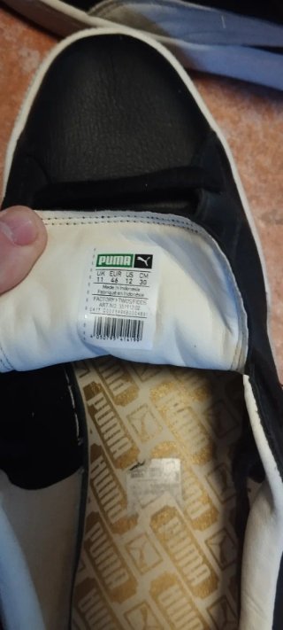 Zapatillas Puma Basket T46 Negras y Blancas