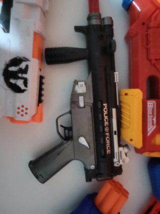 Pistolas de Juguete Nerf y Otras