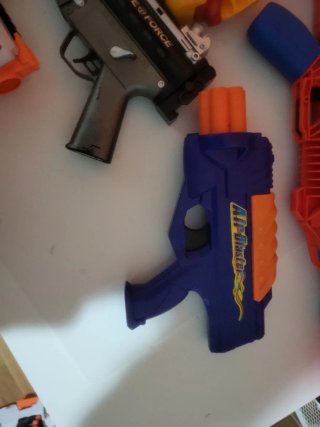 Pistolas de Juguete Nerf y Otras