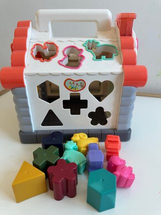 Casita Centro Actividades Bebés con Figuras