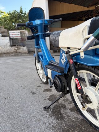 Vespino Vespa Azul y Blanco