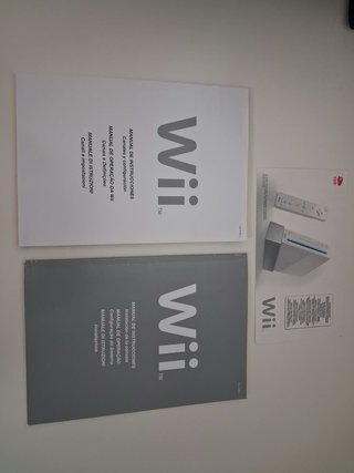 NintendoWii Blanca Completa + Wii Sports y Wiiplay