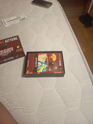 Exploding Kittens Juego de Cartas