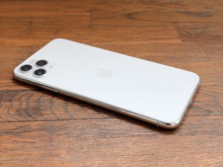 iPhone 11 Pro Max 64GB Argento / Funziona con iOS27