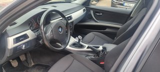 BMW Serie 3 318d 2011