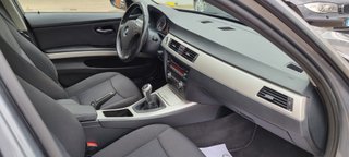 BMW Serie 3 318d 2011