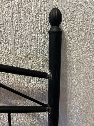 Cabecero de cama individual de metal
