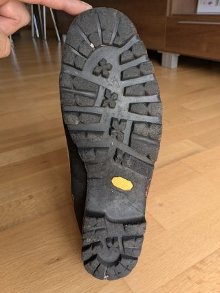 La Sportiva Nepal Extreme 44-45 + Cubrebotas