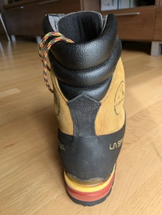 La Sportiva Nepal Extreme 44-45 + Cubrebotas