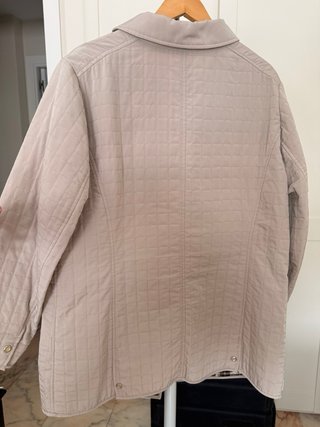 Chaqueta acolchada beige