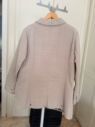 Chaqueta acolchada beige