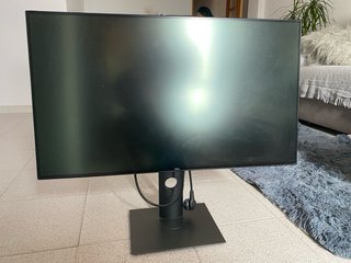 Monitor Dell U3219Q