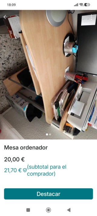 Mesa de ordenador de madera